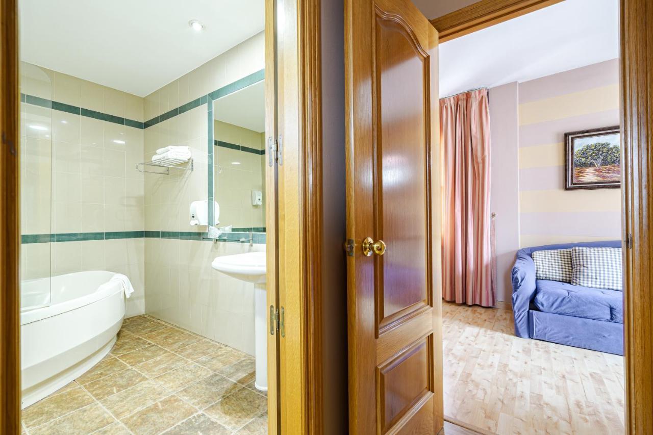 Hostal Don Juan Meco Esterno foto