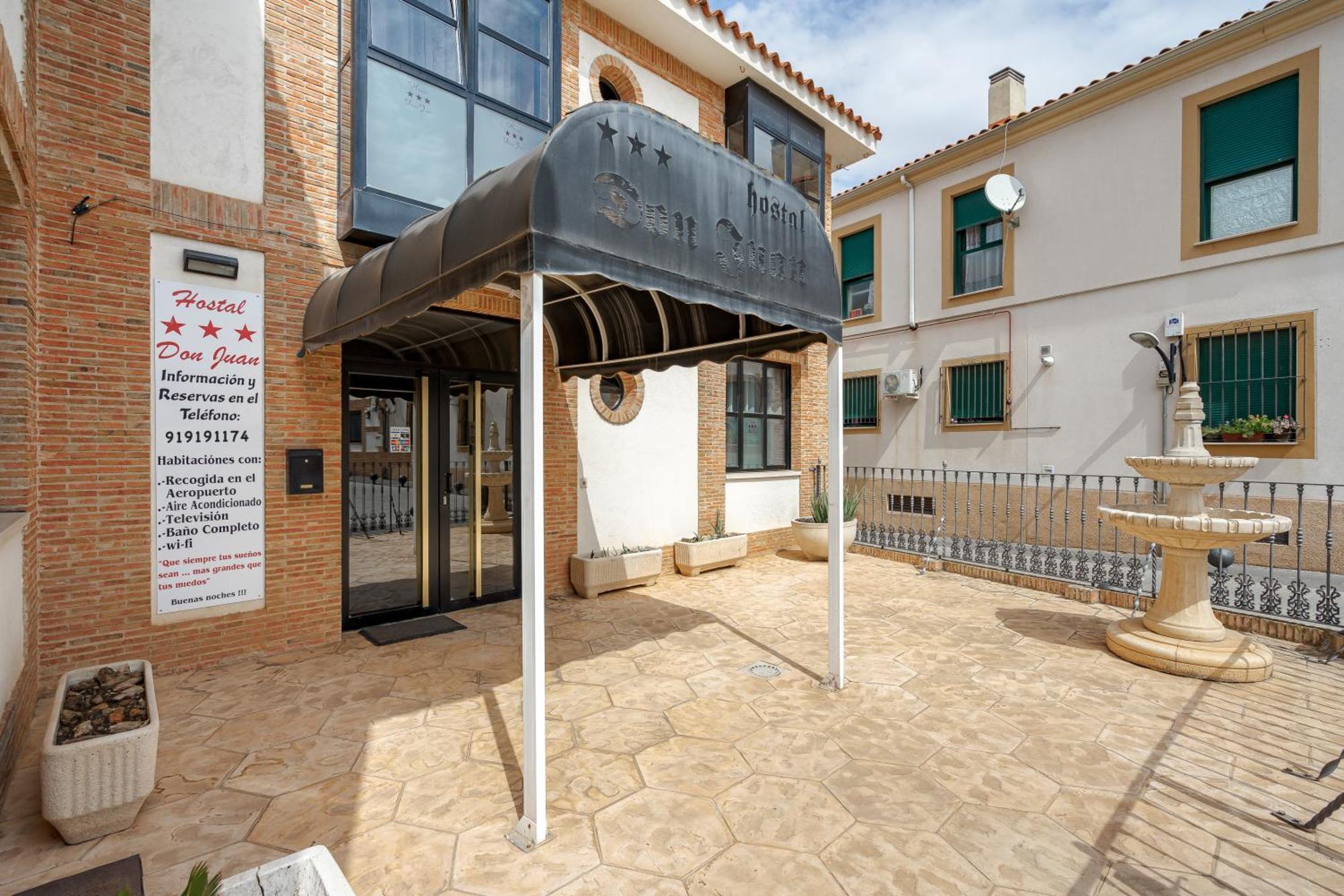 Hostal Don Juan Meco Esterno foto